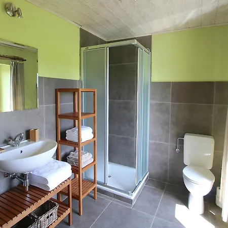 Spacious Country Villa, Cleaning Included