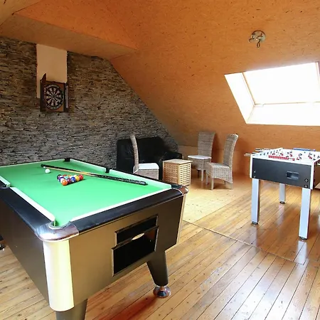 Spacious Country Villa, Cleaning Included *