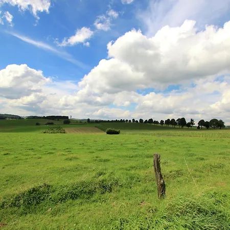 Spacious Country Villa, Cleaning Included *